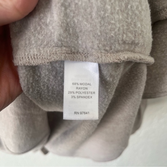 J. Jill Sweatshirt Women's Medium Cream Gray Cowl Neck Tunic Athleisure Cozy - Picture 8 of 8